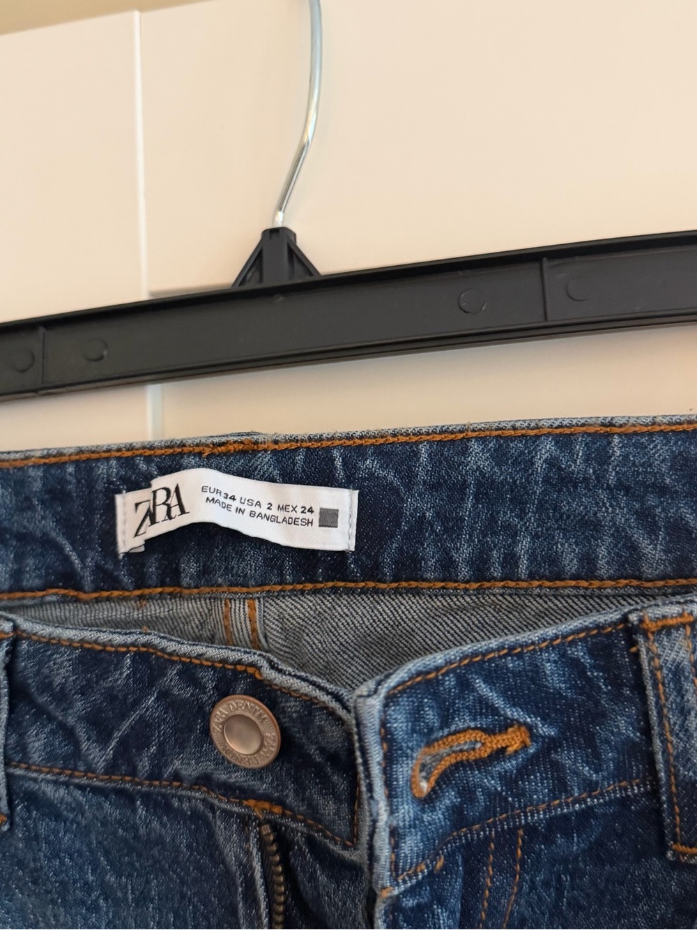 Zara Blue Denim Jeans - US 2 - Worn Once - Picture 2 of 3